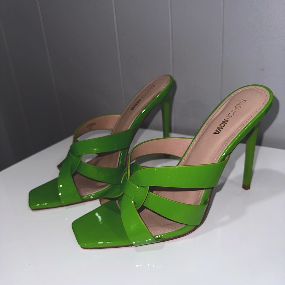 Like new lime green strapless heels
